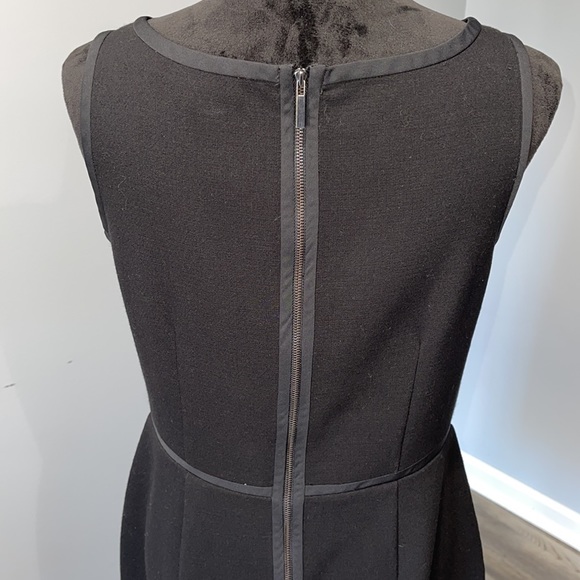 Loft size 6 sleeveless knit black sheath dress with lace decorated top - Picture 6 of 14